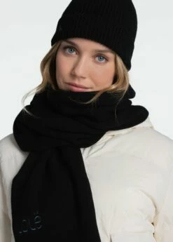 LOLE Everyday Merino Wool Beanie - Black -Outlet LOLE Store LAW0887 N415 5 1900x