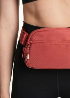 LOLE Jamie Belt Bag - Cerise -Outlet LOLE Store LAW0889 K742 4 1900x