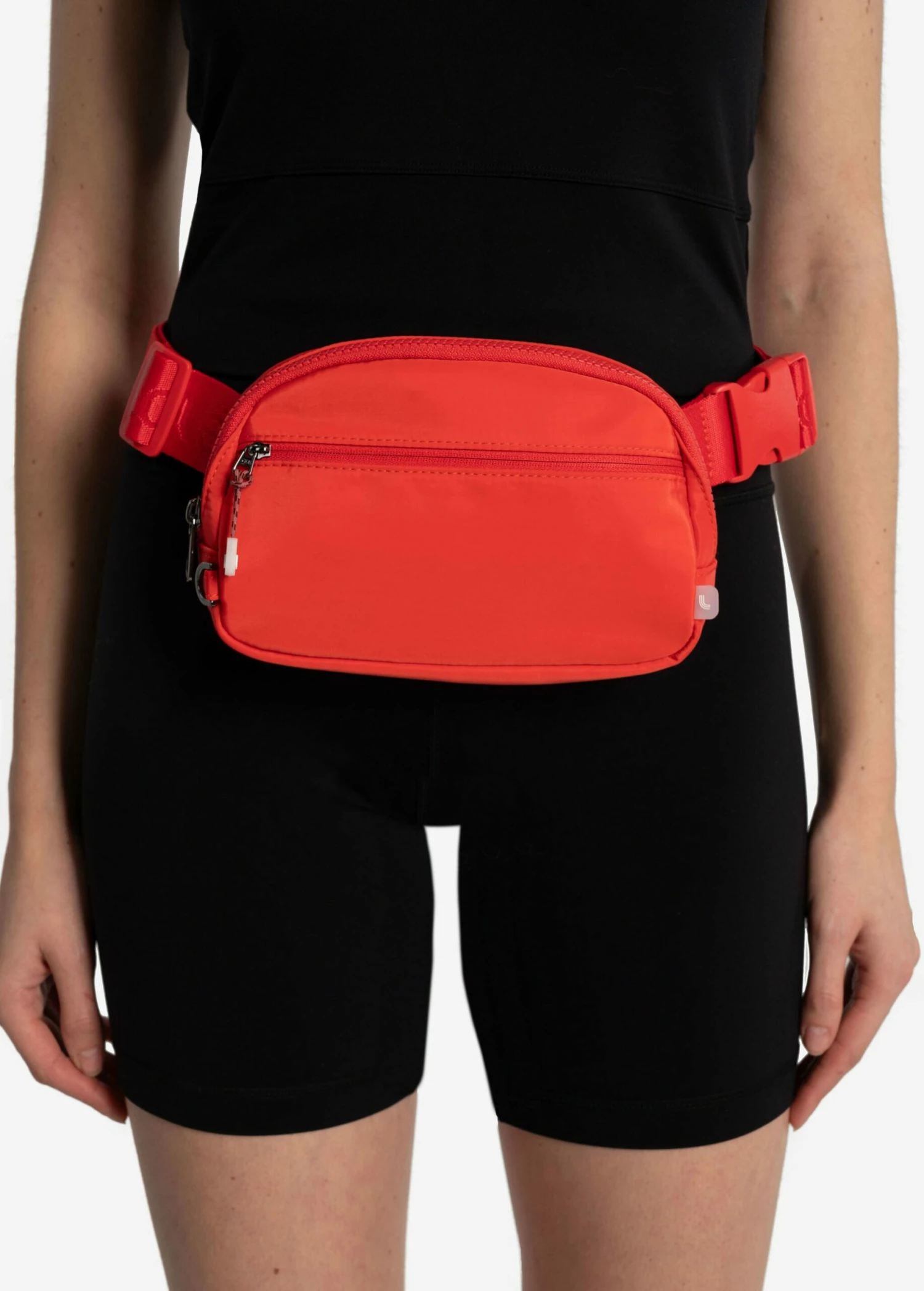 LOLE Jamie Belt Bag - Cayenne 6 LOLE Jamie Belt Bag - Cayenne - Image 4