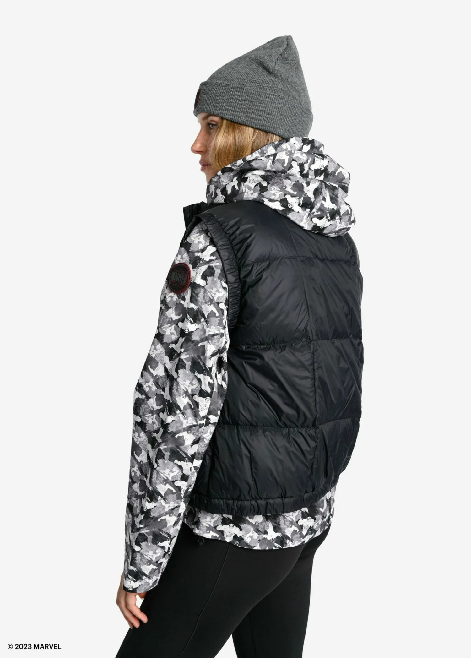 LOLE Everest Slouchy Beanie - Marvel Meteor Grey 5 LOLE Everest Slouchy Beanie - Marvel Meteor Grey - Image 3