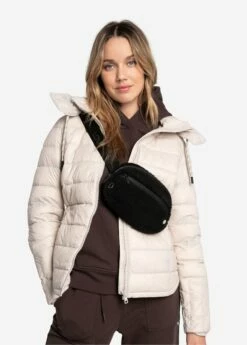 LOLE Jamie Teddy Edition Belt Bag - Black -Outlet LOLE Store LAW0916 N415 3 1900x