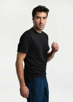 LOLE Performance Wool Short Sleeve - Black 7 LOLE Performance Wool Short Sleeve - Black -Outlet LOLE Store LSM0164 N415 2 1900x