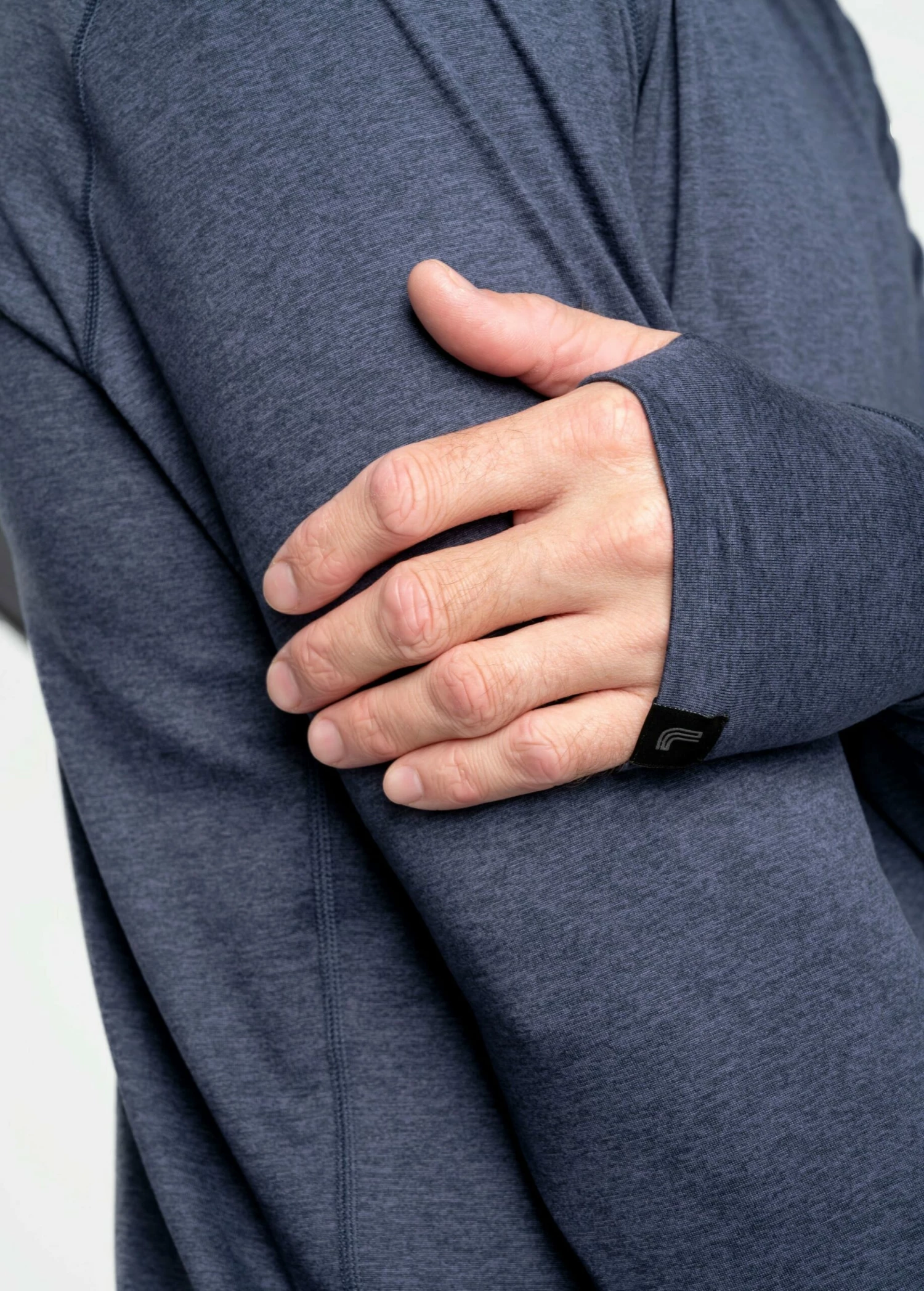 LOLE Riley Pullover Hoodie - Navy 8 LOLE Riley Pullover Hoodie - Navy - Image 6