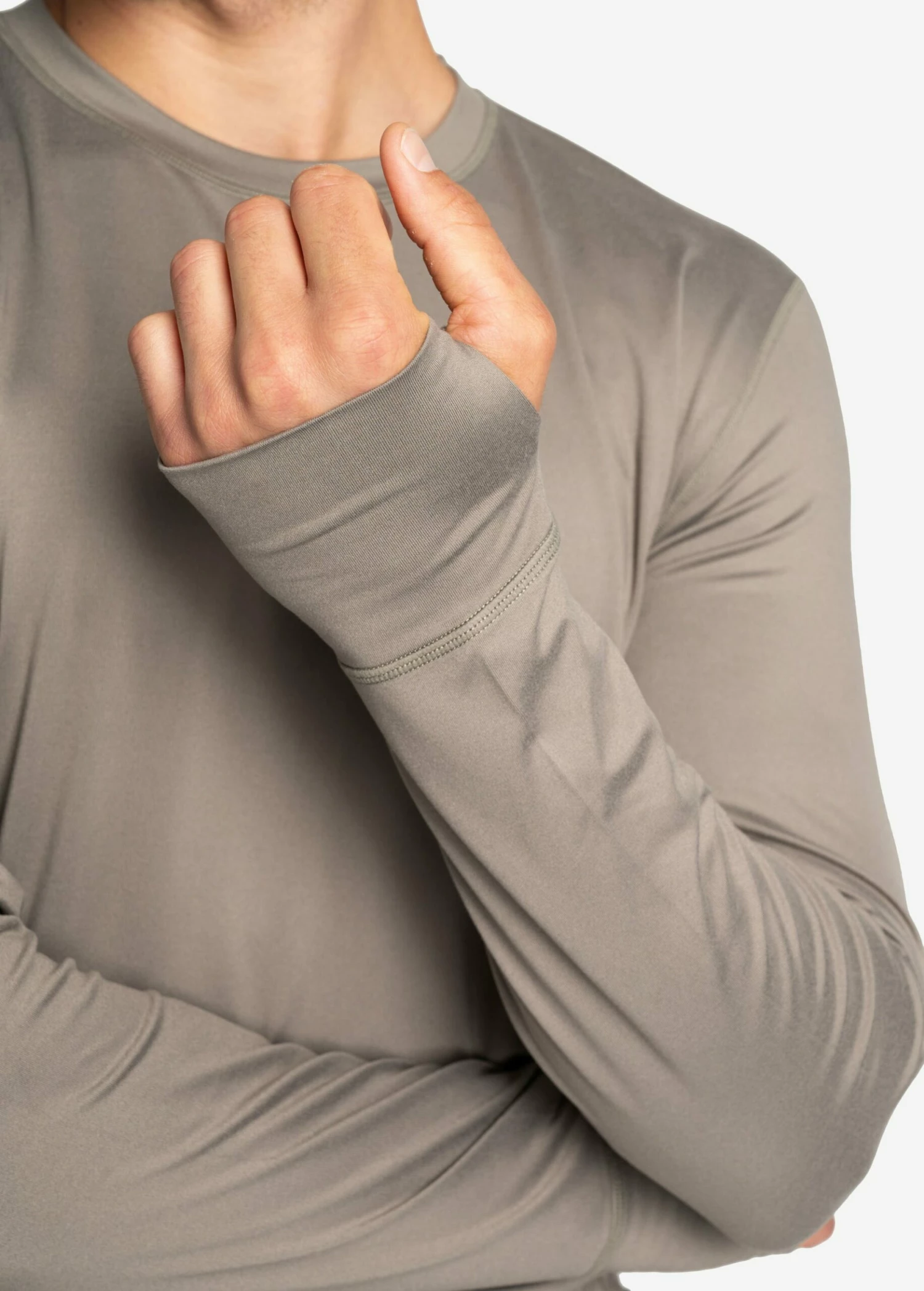 LOLE Riley Pullover - Desert Green 7 LOLE Riley Pullover - Desert Green - Image 5