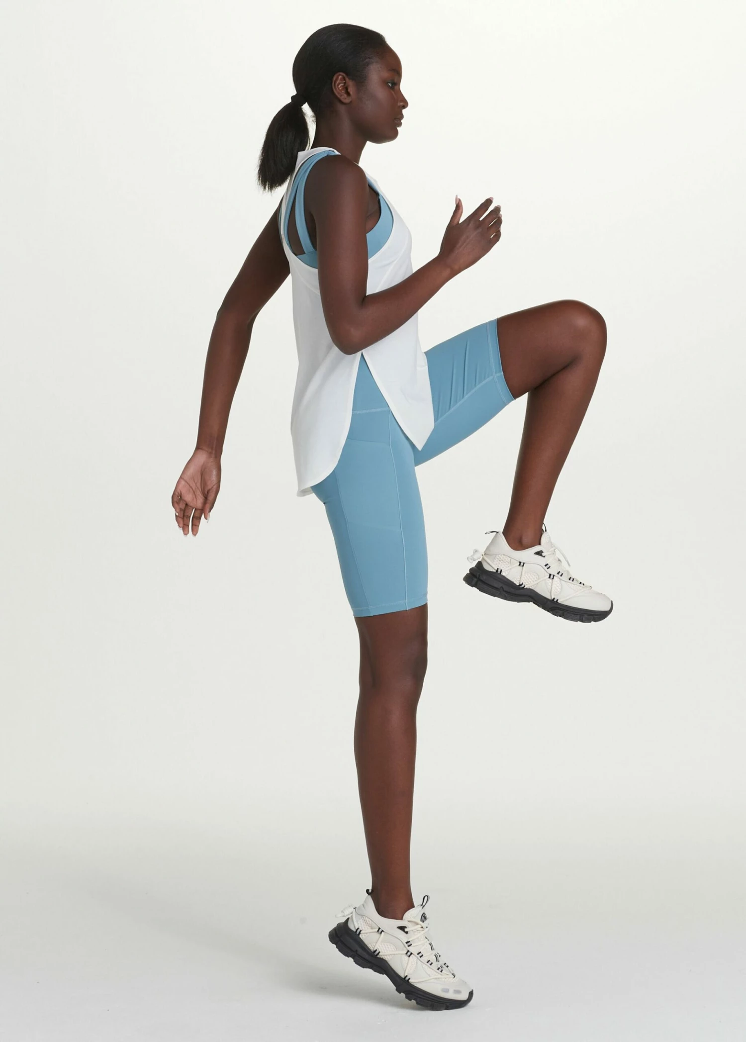 LOLE Performance Wool Tank Top - Gardenia 7 LOLE Performance Wool Tank Top - Gardenia - Image 5