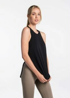 LOLE Performance Wool Tank Top - Black 12 LOLE Performance Wool Tank Top - Black -Outlet LOLE Store LSW4216 N415 4 1900x