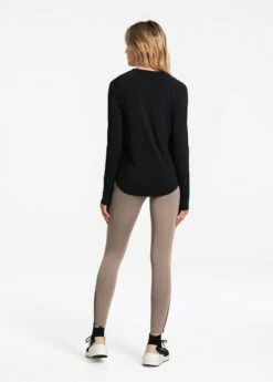 LOLE Performance Wool Long Sleeve - Black -Outlet LOLE Store LSW4262 N415 3 1900x