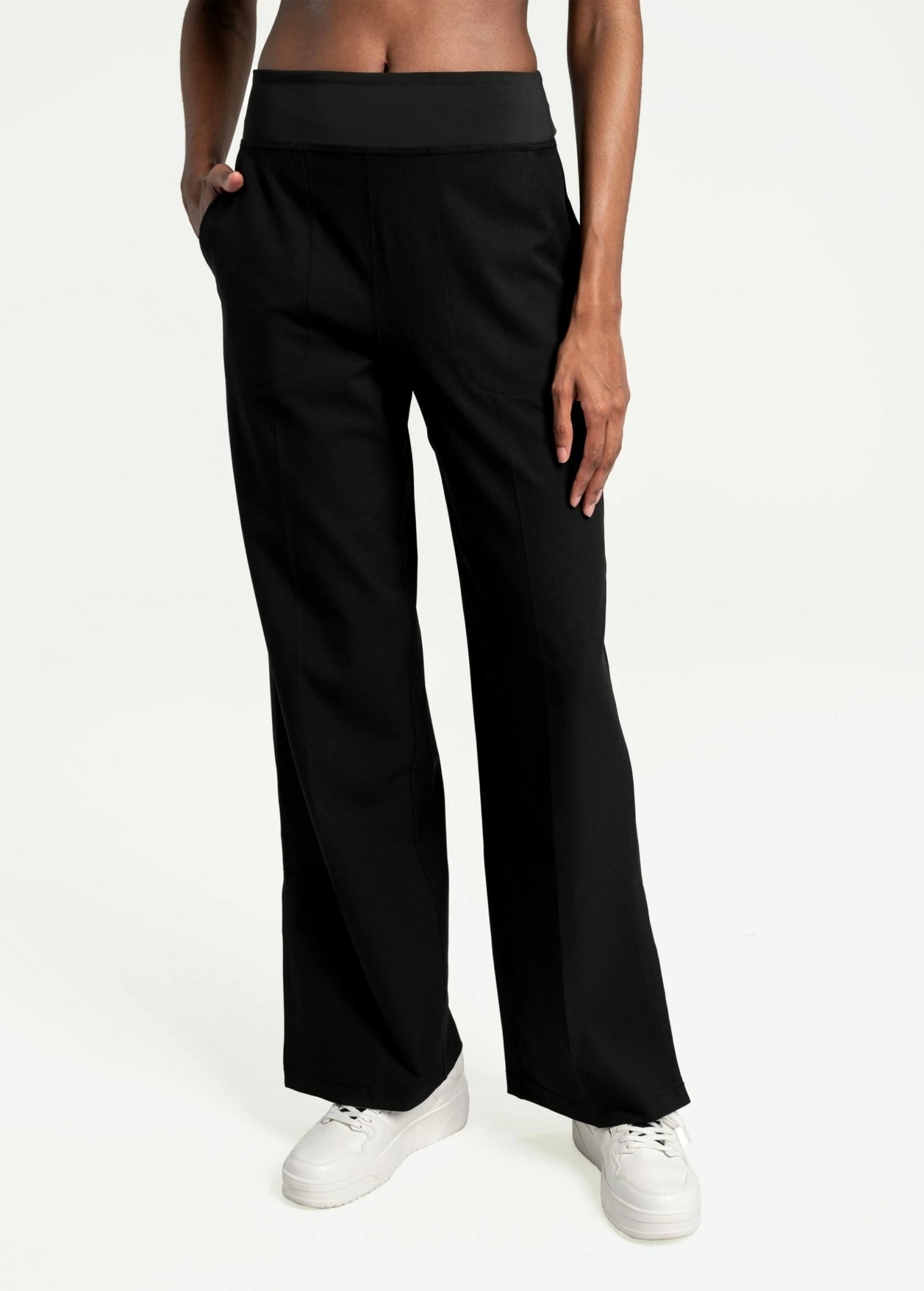 LOLE Connect Wide Leg Pants - Black 4 LOLE Connect Wide Leg Pants - Black - Image 2