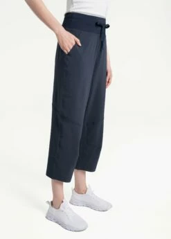 LOLE Momentum Crops - Outerspace 10 LOLE Momentum Crops - Outerspace -Outlet LOLE Store LSW4292 B773 3 1900x