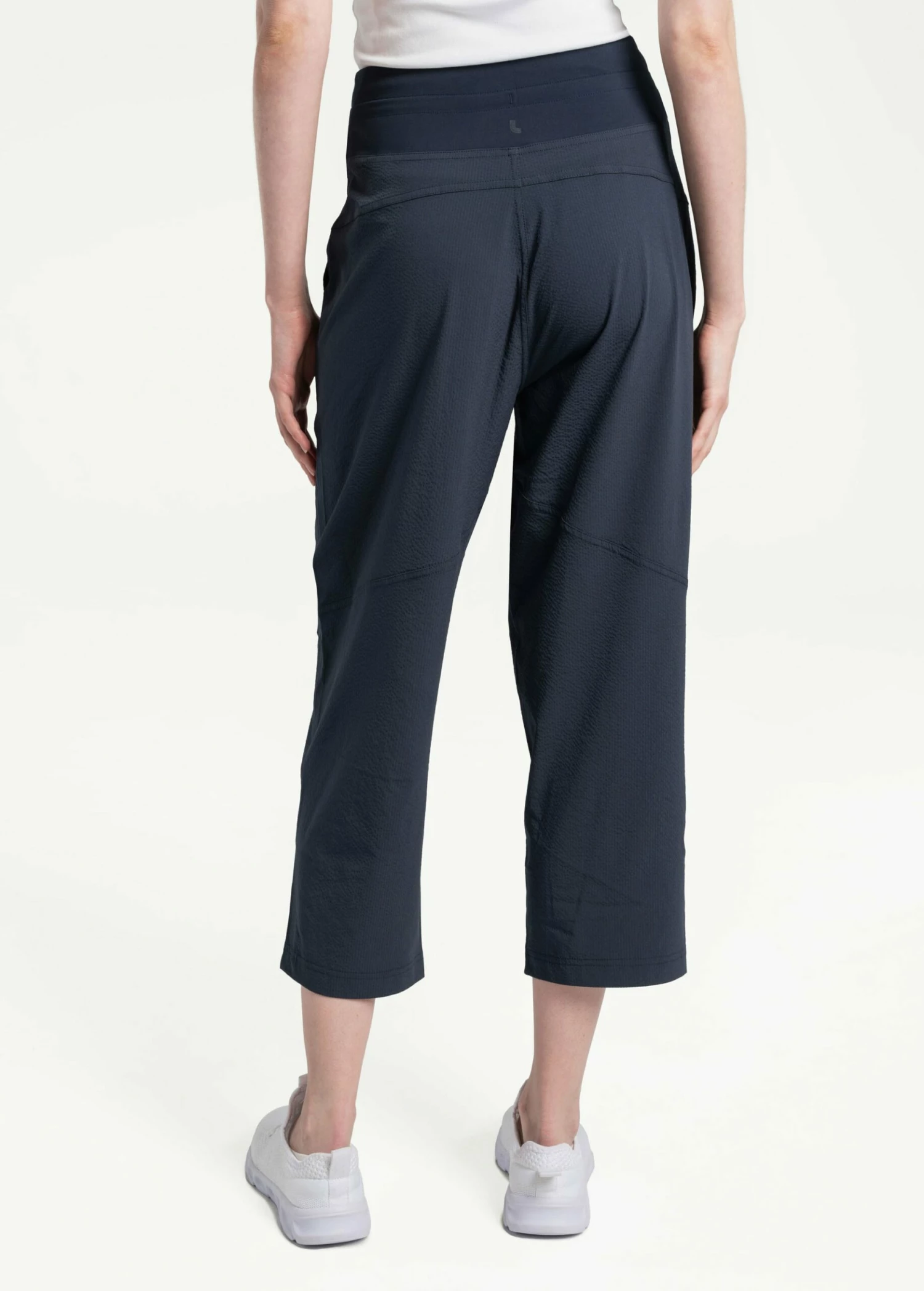 LOLE Momentum Crops - Outerspace 6 LOLE Momentum Crops - Outerspace - Image 4