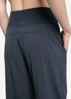 LOLE Momentum Crops - Outerspace 12 LOLE Momentum Crops - Outerspace -Outlet LOLE Store LSW4292 B773 5 1900x