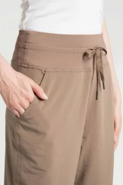 LOLE Momentum Crops - Fossil 12 LOLE Momentum Crops - Fossil -Outlet LOLE Store LSW4292 C213 5 1900x