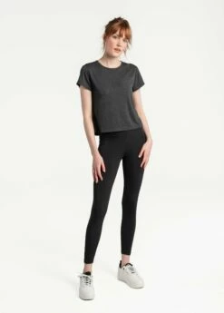 LOLE Everyday Short Sleeve - Black 8 LOLE Everyday Short Sleeve - Black -Outlet LOLE Store LSW4294 N415 3 1900x
