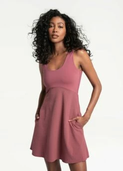 LOLE Momentum Dress - Thistle