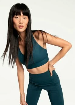 LOLE Step Up Biker Shorts - Emerald 13 LOLE Step Up Biker Shorts - Emerald -Outlet LOLE Store LSW4300 V776 6 1900x