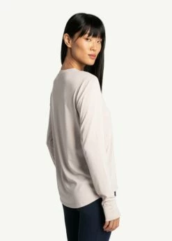 LOLE Performance Wool Moisture-wicking Long Sleeve - Abalone 13 LOLE Performance Wool Moisture-wicking Long Sleeve - Abalone -Outlet LOLE Store LSW4376 G370 4 1900x