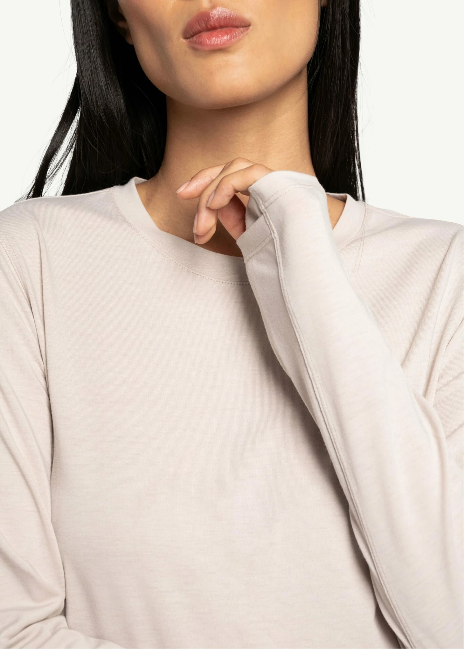 LOLE Performance Wool Moisture-wicking Long Sleeve - Abalone 8 LOLE Performance Wool Moisture-wicking Long Sleeve - Abalone - Image 6