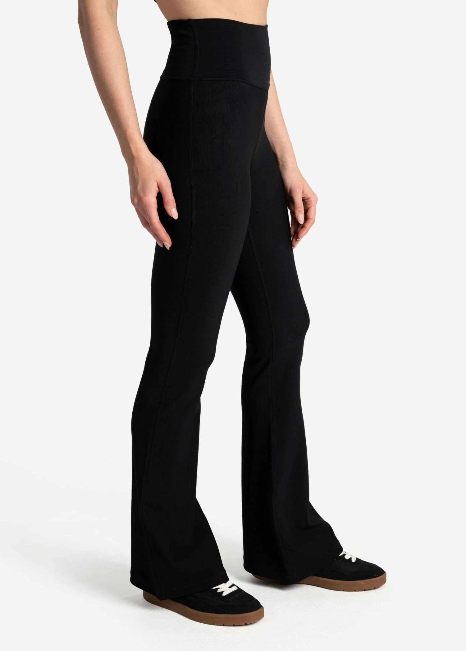 LOLE Sculpt Rib Flare Leggings - Black 5 LOLE Sculpt Rib Flare Leggings - Black - Image 3