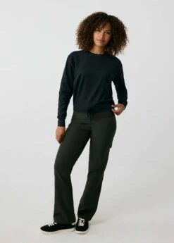 LOLE Om Tech Crew Neck Long Sleeve - Black -Outlet LOLE Store LSW4404 N415 4 1900x