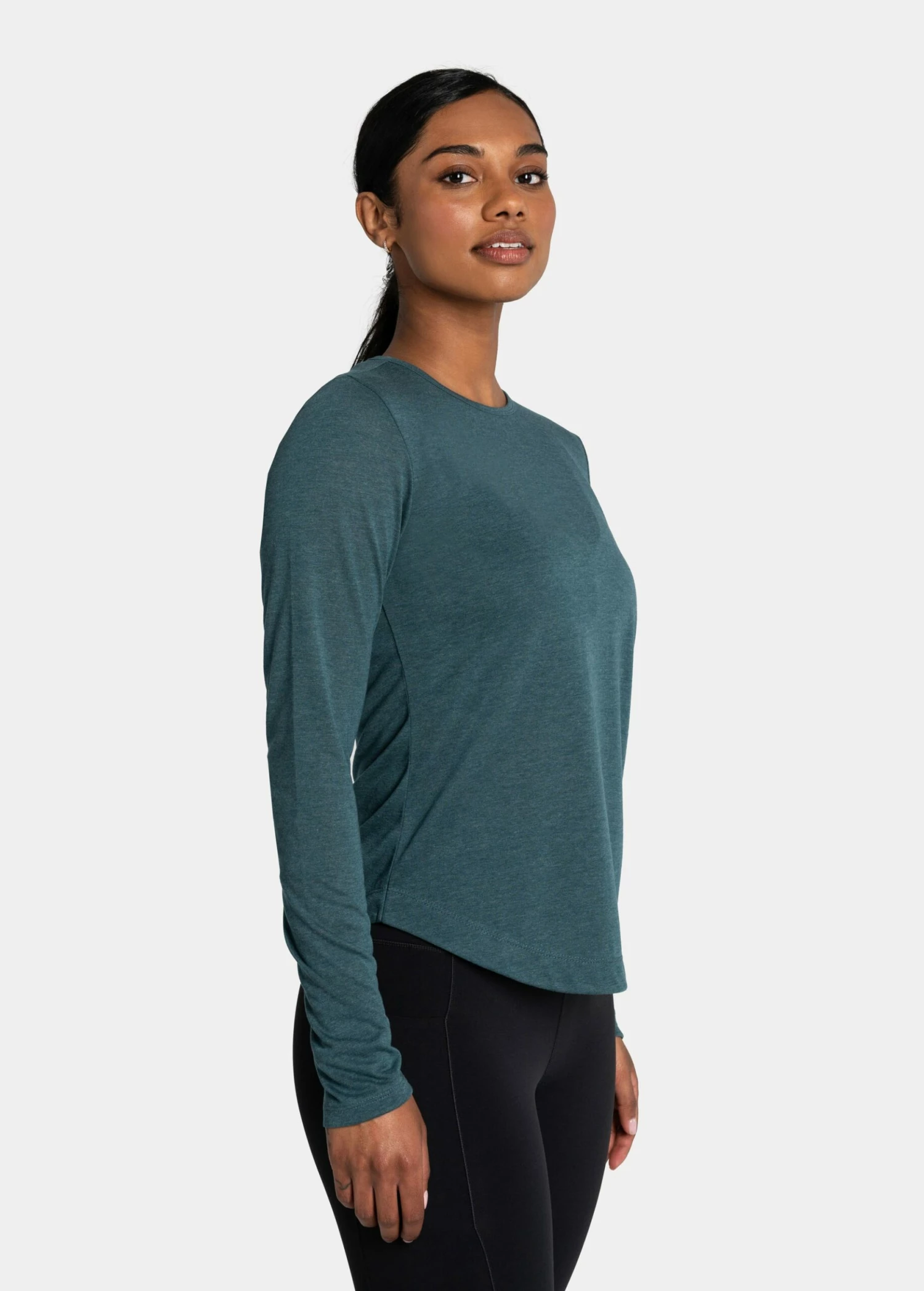 LOLE Everyday Long Sleeve - Fjord Blue 5 LOLE Everyday Long Sleeve - Fjord Blue - Image 3