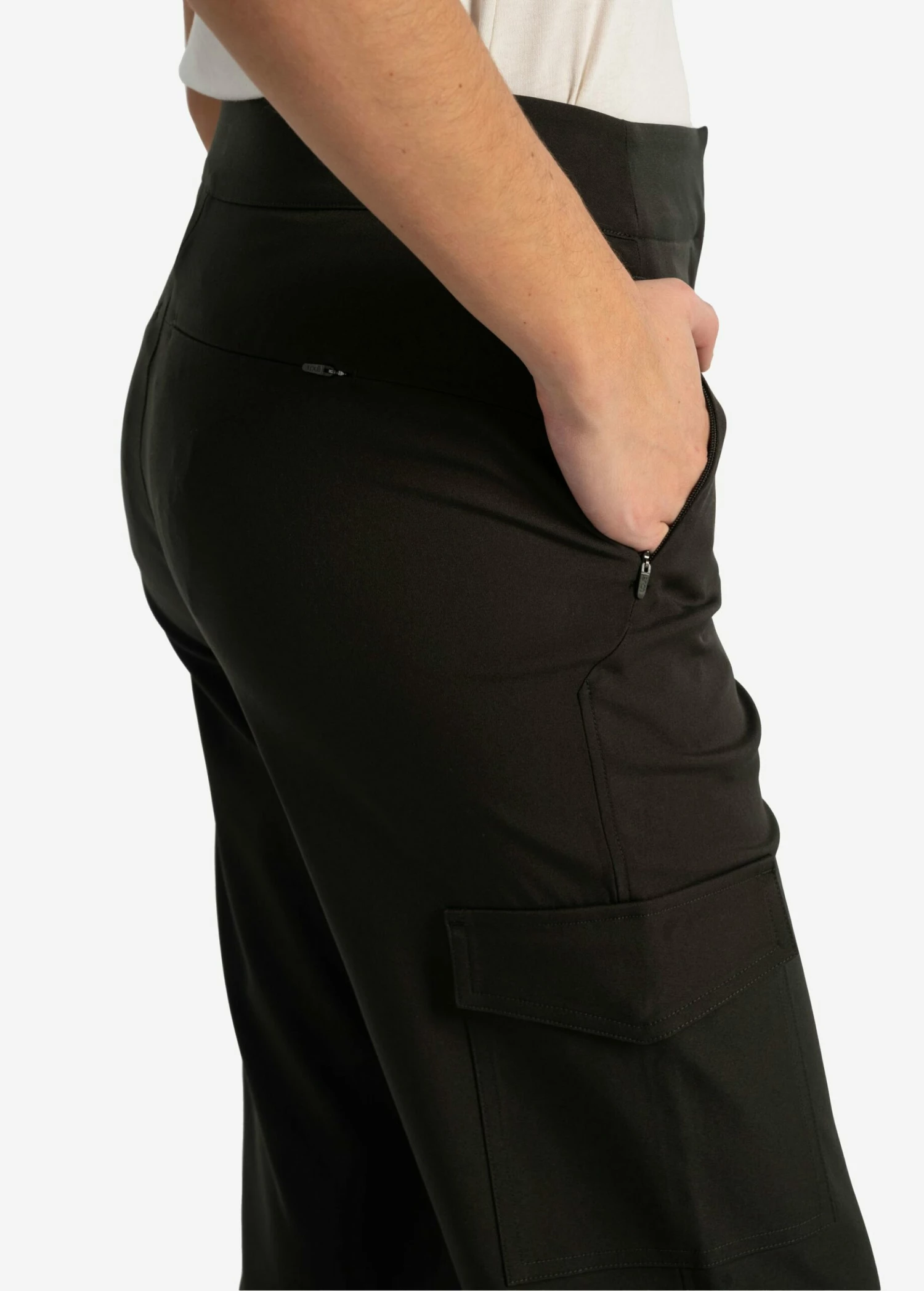 LOLE Miles Cargo Pants - Olive 6 LOLE Miles Cargo Pants - Olive - Image 4