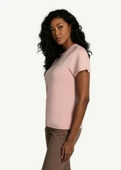 LOLE Laurier Distressed T-Shirt - Ballerina -Outlet LOLE Store LSW4432 K772 3 1900x