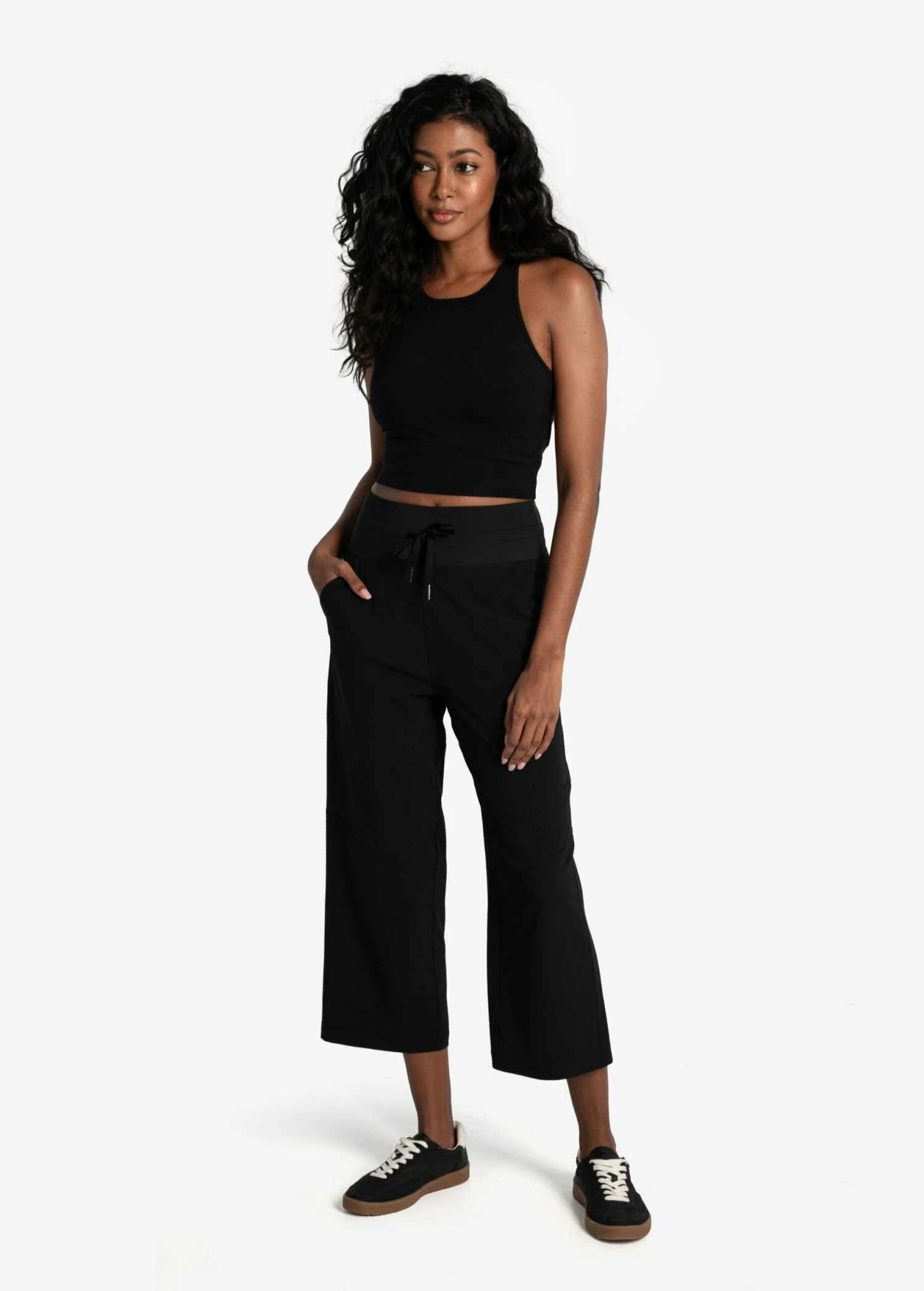 LOLE Momentum Cropped Pants - Black 6 LOLE Momentum Cropped Pants - Black - Image 4