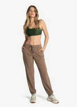 LOLE Olivie Joggers - Fossil -Outlet LOLE Store LSW4480 C213 2 1900x