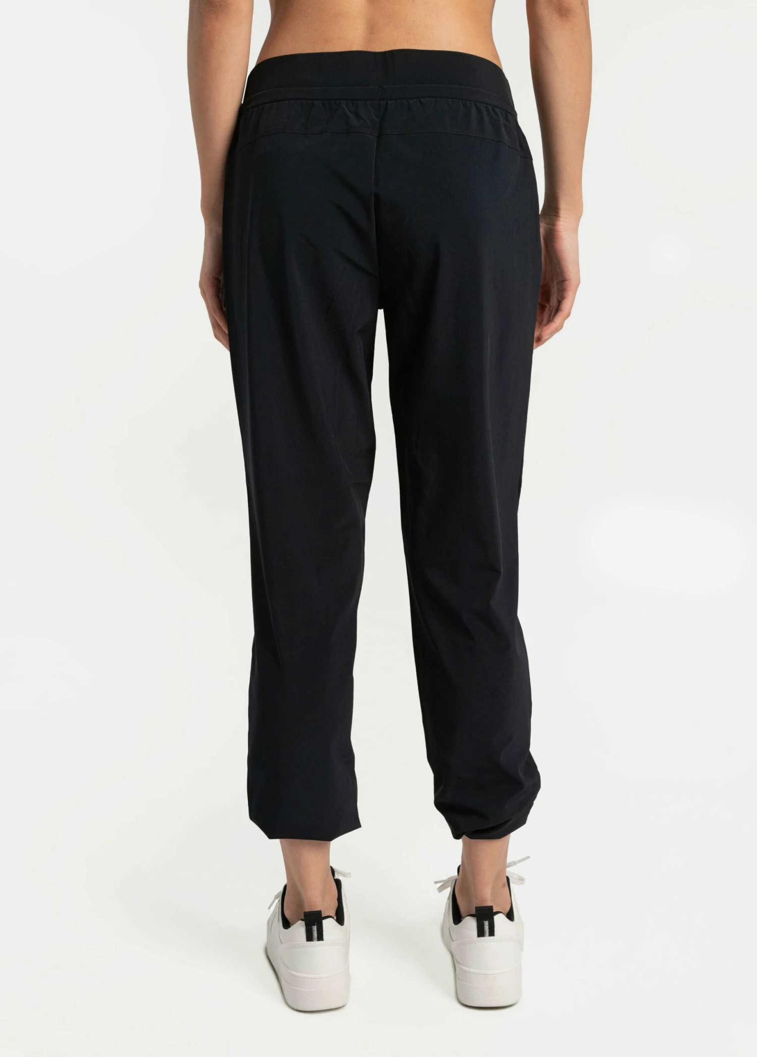 LOLE Olivie Joggers - Black 7 LOLE Olivie Joggers - Black - Image 5