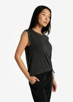 LOLE Elisia Short Sleeve Shirt - Black Heather 8 LOLE Elisia Short Sleeve Shirt - Black Heather -Outlet LOLE Store LSW4498 N134 2 1900x