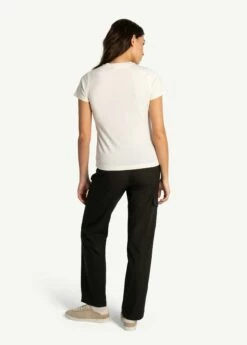 LOLE Lolë Icon Short Sleeve Shirt - Cream -Outlet LOLE Store LSW4501 W441 3 1900x 1