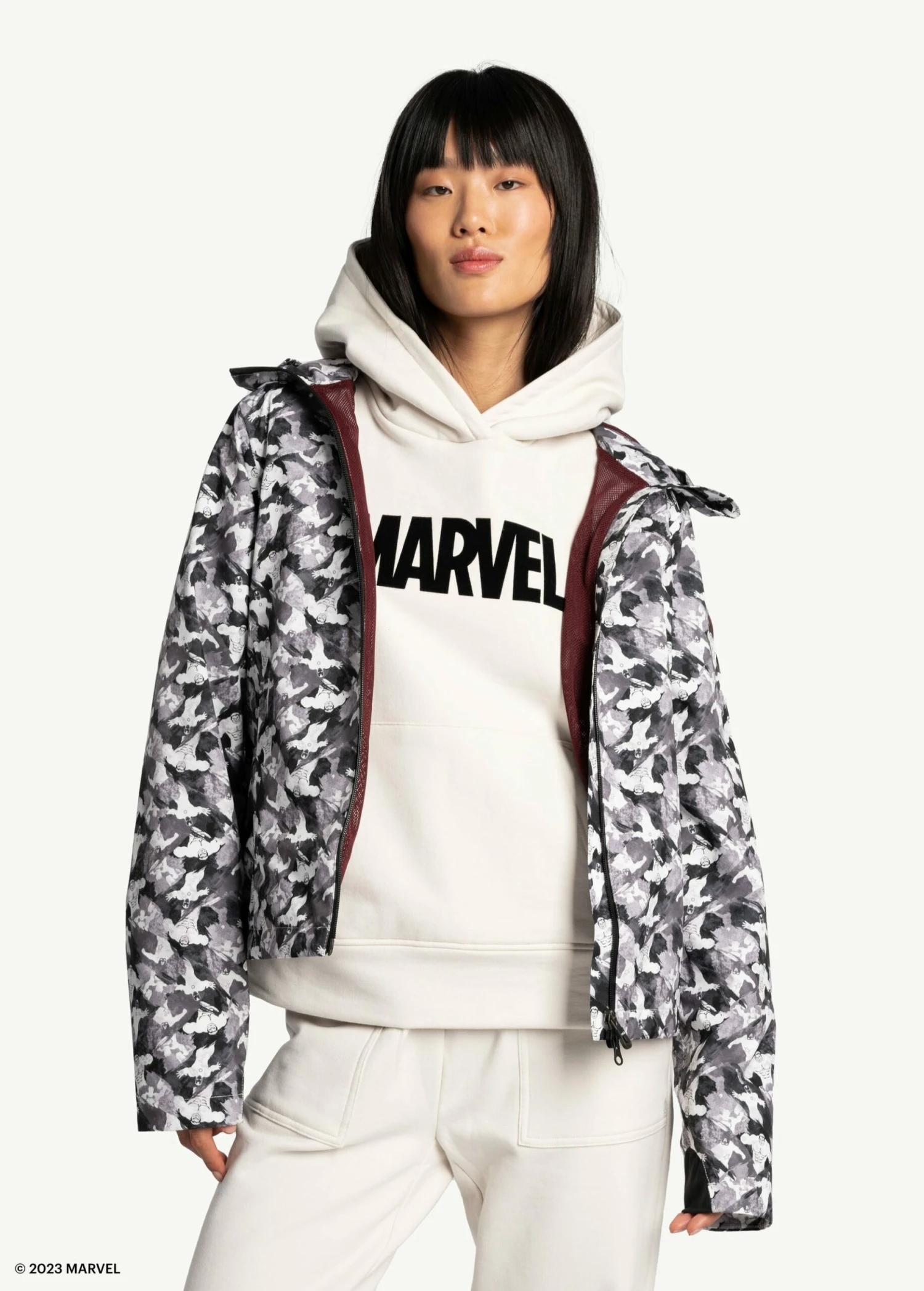 LOLE Easy Fleece Hoodie - Marvel Cream Icone 10 LOLE Easy Fleece Hoodie - Marvel Cream Icone - Image 8