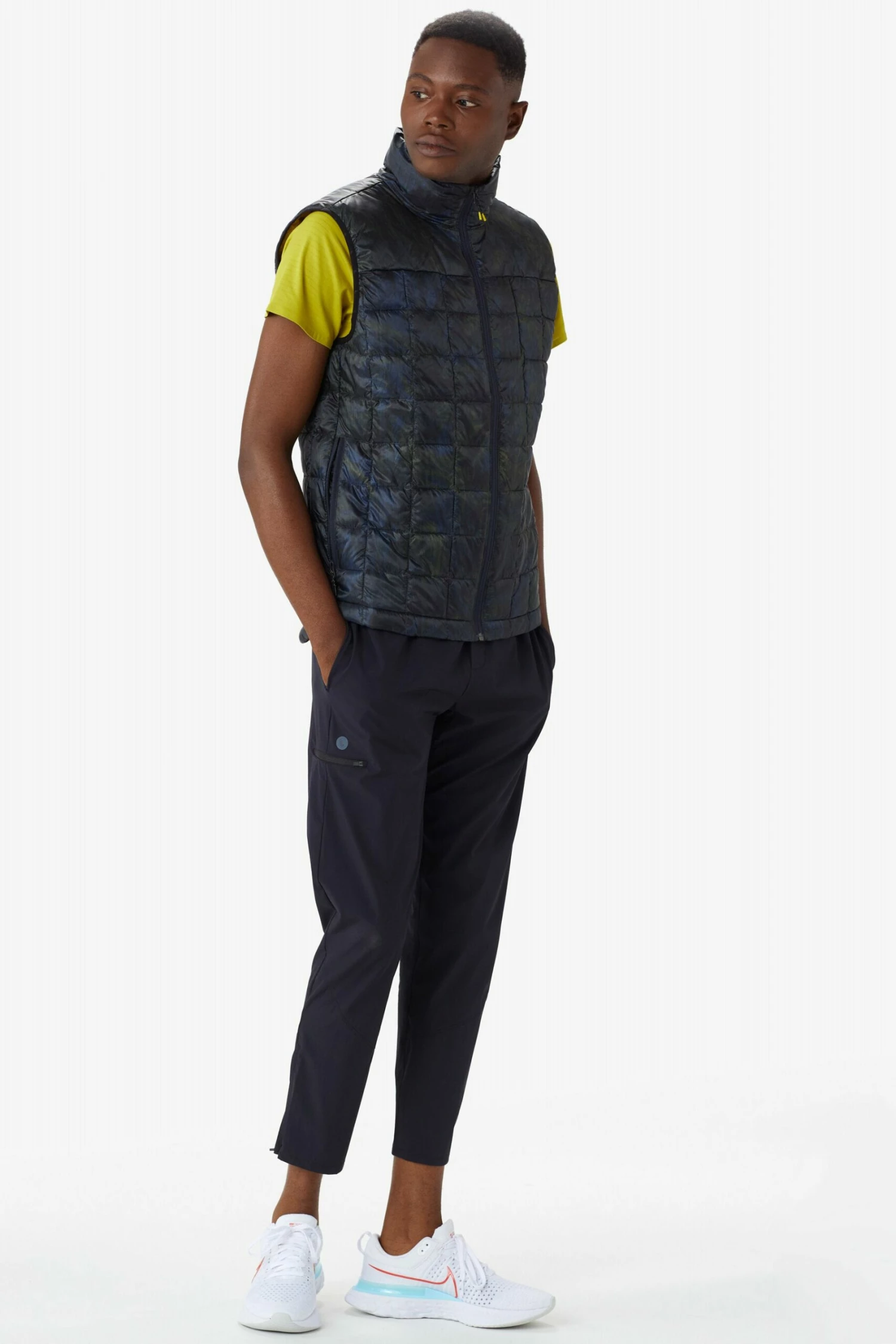 LOLE Kaslo Synth Down Vest - Chapparal 6 LOLE Kaslo Synth Down Vest - Chapparal - Image 4