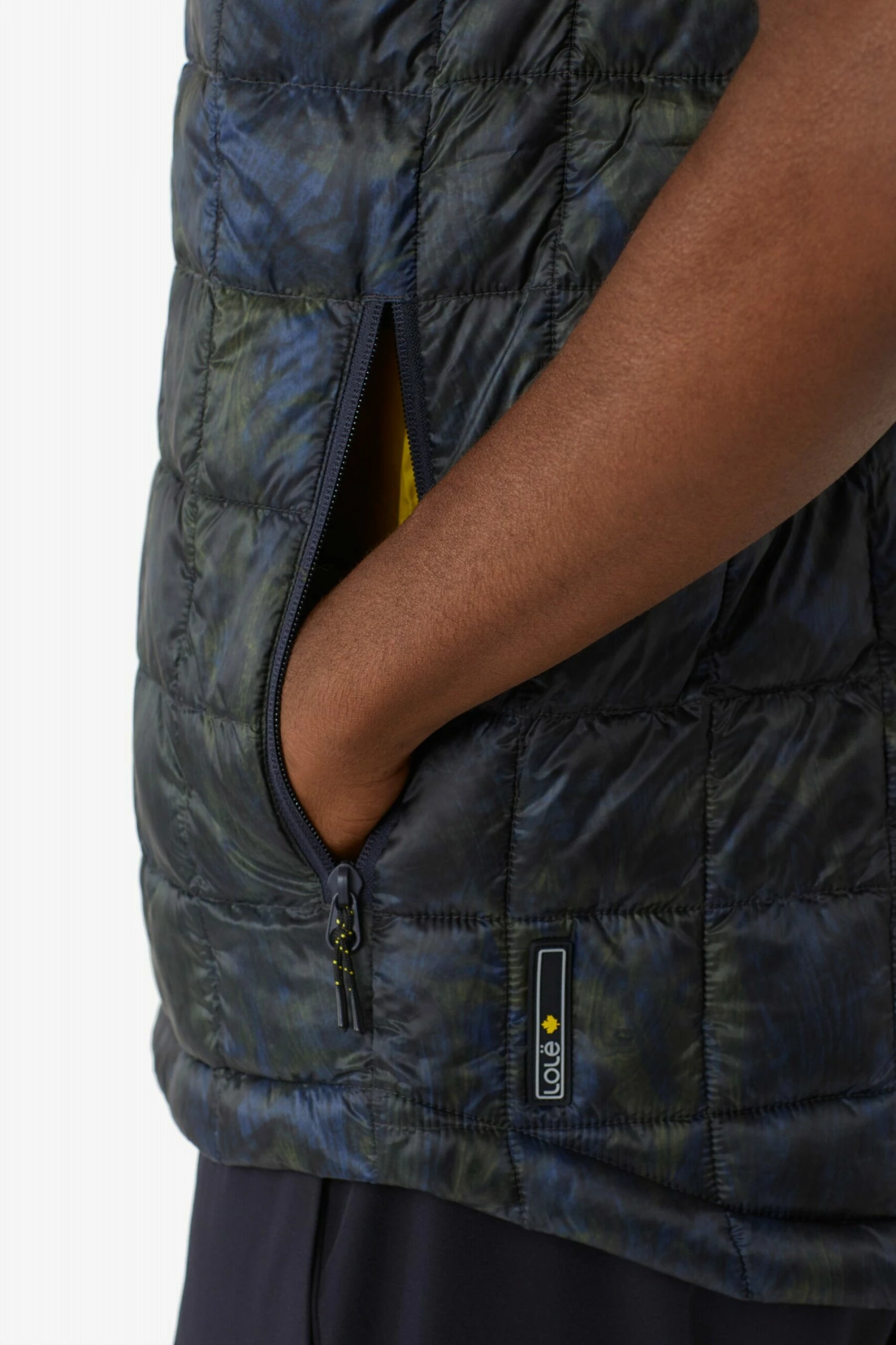 LOLE Kaslo Synth Down Vest - Chapparal 7 LOLE Kaslo Synth Down Vest - Chapparal - Image 5