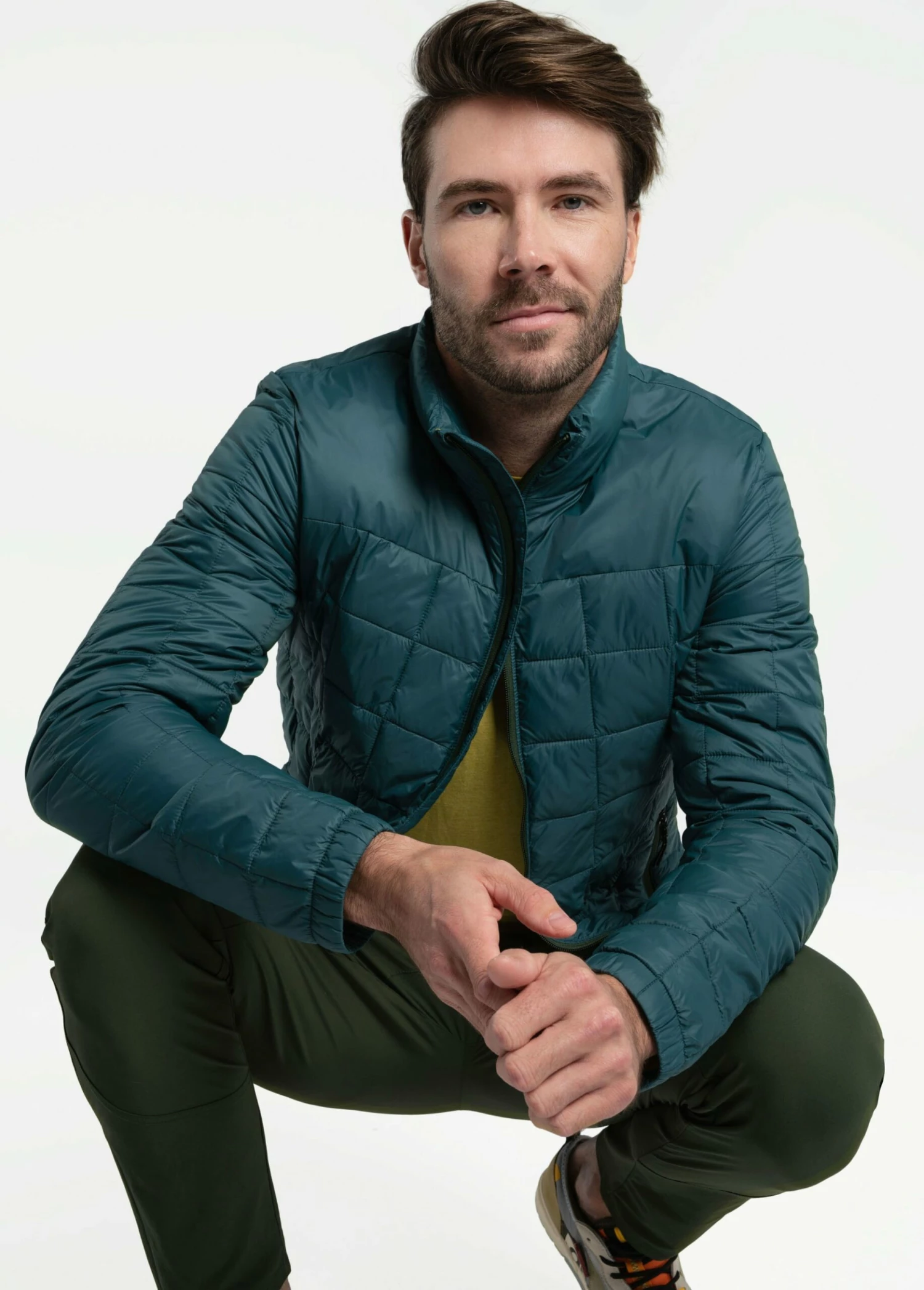 LOLE Kaslo Synth Down Jacket - Arctic Blue 9 LOLE Kaslo Synth Down Jacket - Arctic Blue - Image 7