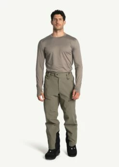 LOLE Powder Hwy Snow Pants - Desert Green 10 LOLE Powder Hwy Snow Pants - Desert Green -Outlet LOLE Store LUM0088 V799 2 1900x