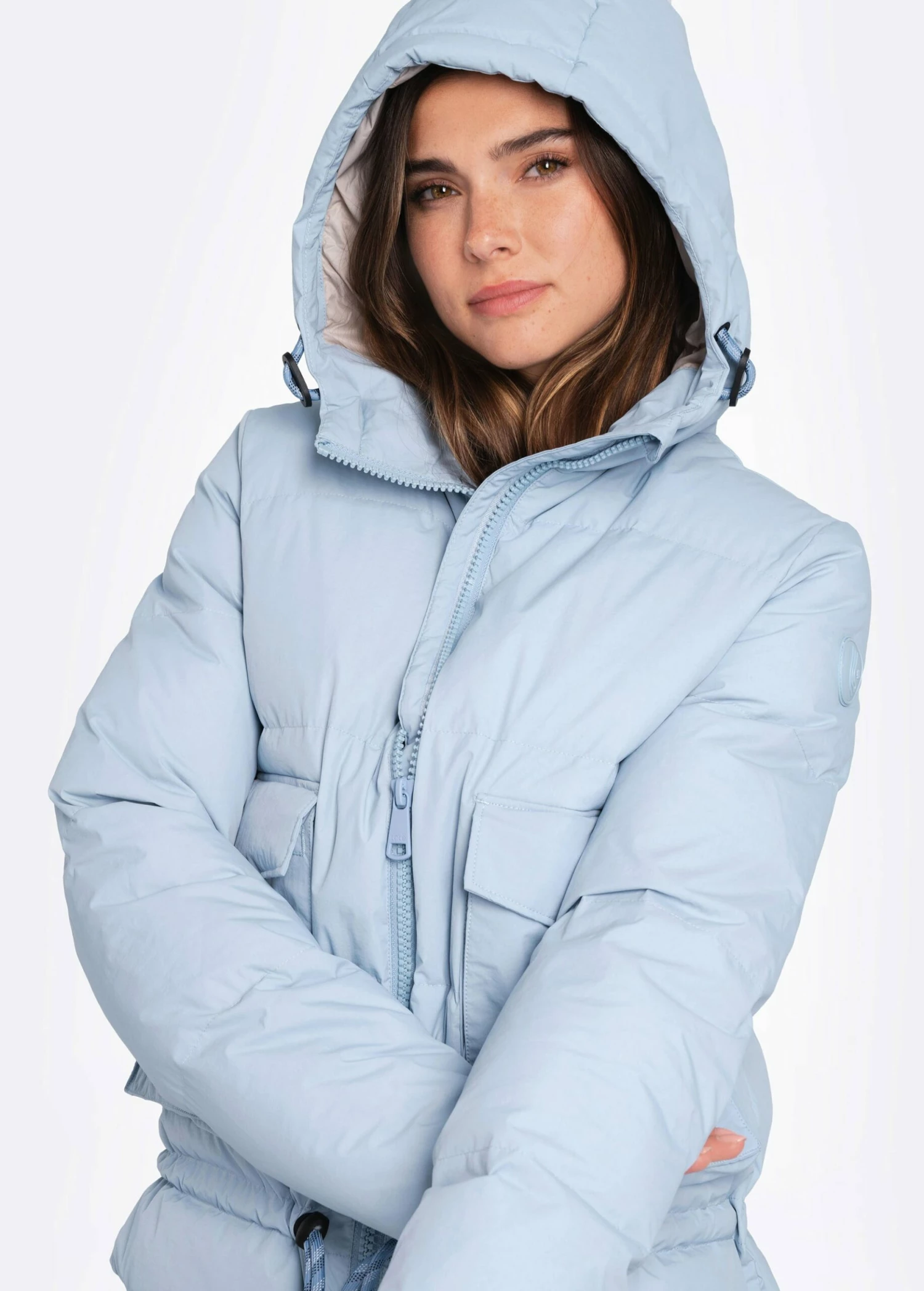 LOLE Kylee Synth Down Jacket - Fog Blue 7 LOLE Kylee Synth Down Jacket - Fog Blue - Image 5
