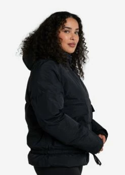 LOLE Kylee Synth Down Jacket - Black -Outlet LOLE Store LUW0834 N415 7 1900x
