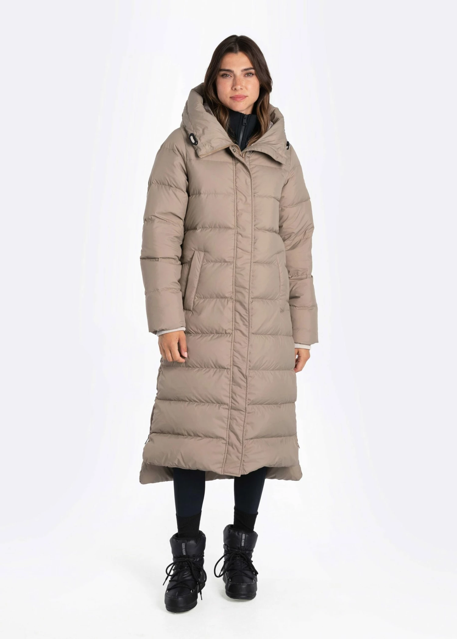 LOLE Nora Down Jacket - Oyster 3 LOLE Nora Down Jacket - Oyster