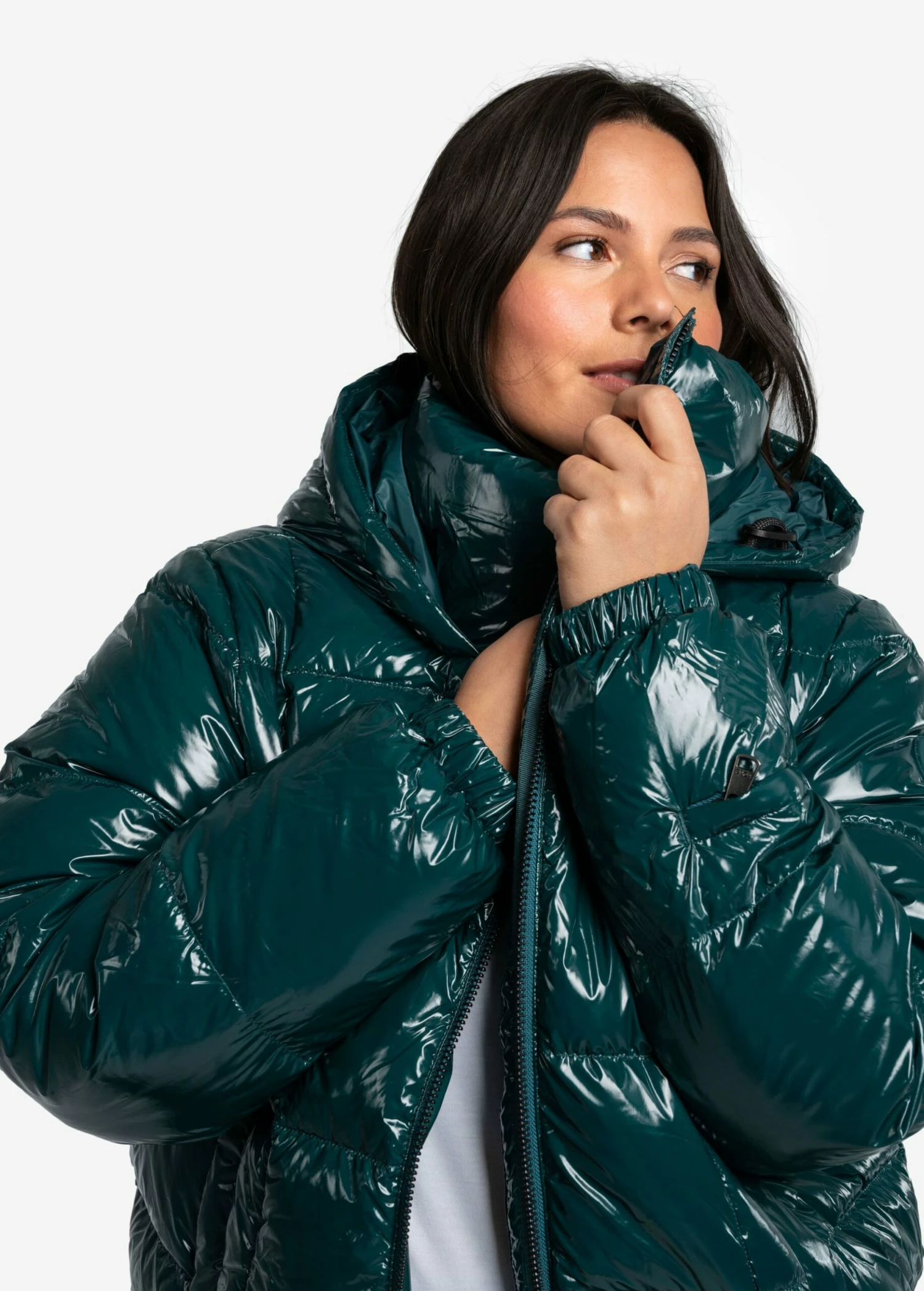 LOLE Everly Down Jacket - Emerald 9 LOLE Everly Down Jacket - Emerald - Image 7