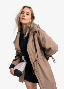 LOLE Piper Oversized Rain Jacket - Fossil -Outlet LOLE Store LUW0870 C213 8 1900x