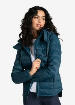 LOLE Emeline Down Jacket - Fjord Blue 10 LOLE Emeline Down Jacket - Fjord Blue -Outlet LOLE Store LUW0874 BB49 2 1900x