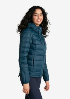 LOLE Emeline Down Jacket - Fjord Blue 11 LOLE Emeline Down Jacket - Fjord Blue -Outlet LOLE Store LUW0874 BB49 3 1900x