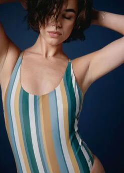 LOLE Soleil One Piece Swimsuit - Rio Stripe Marlin Blue 7 LOLE Soleil One Piece Swimsuit - Rio Stripe Marlin Blue -Outlet LOLE Store LWW0586 BB61 3 1900x